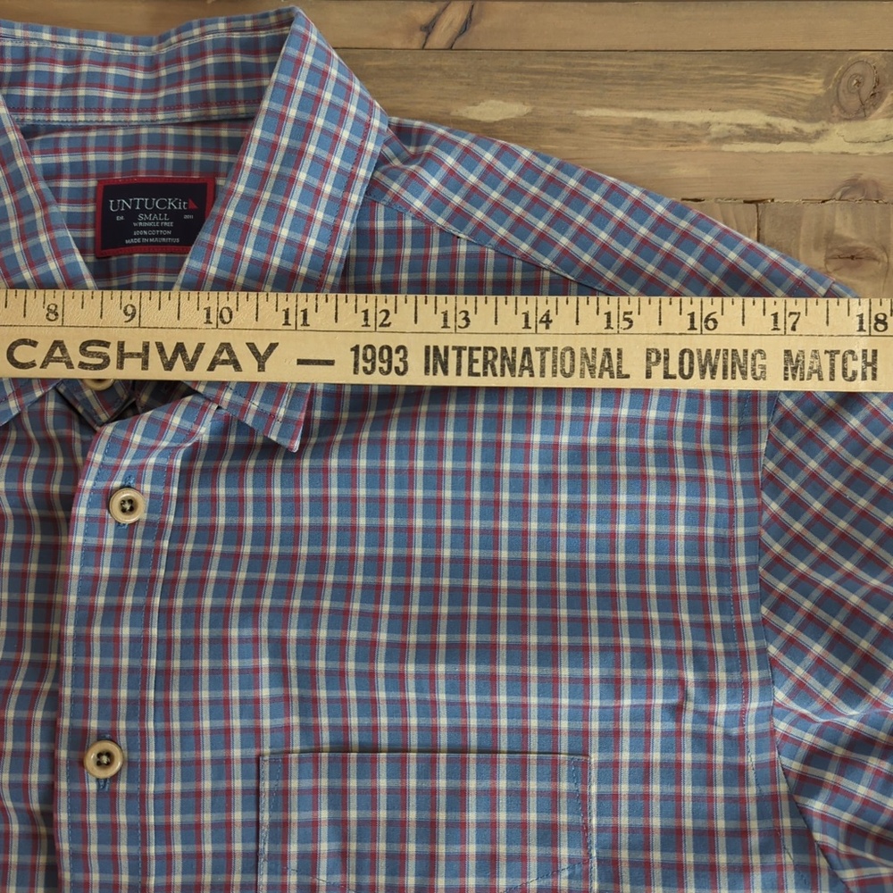Untuckit Blue Red Check  Wrinkle-Free Long Sleeve Fabiano Shirt Small - Picture 9 of 14